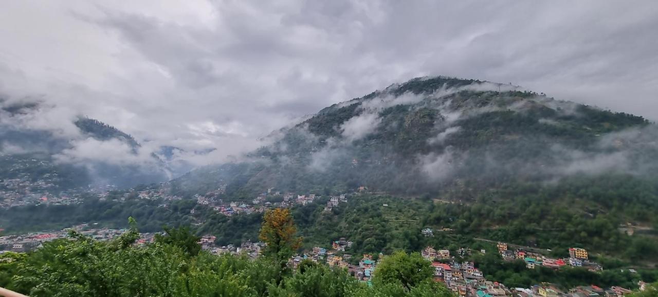 Aashirwad Homestay Kulu Buitenkant foto